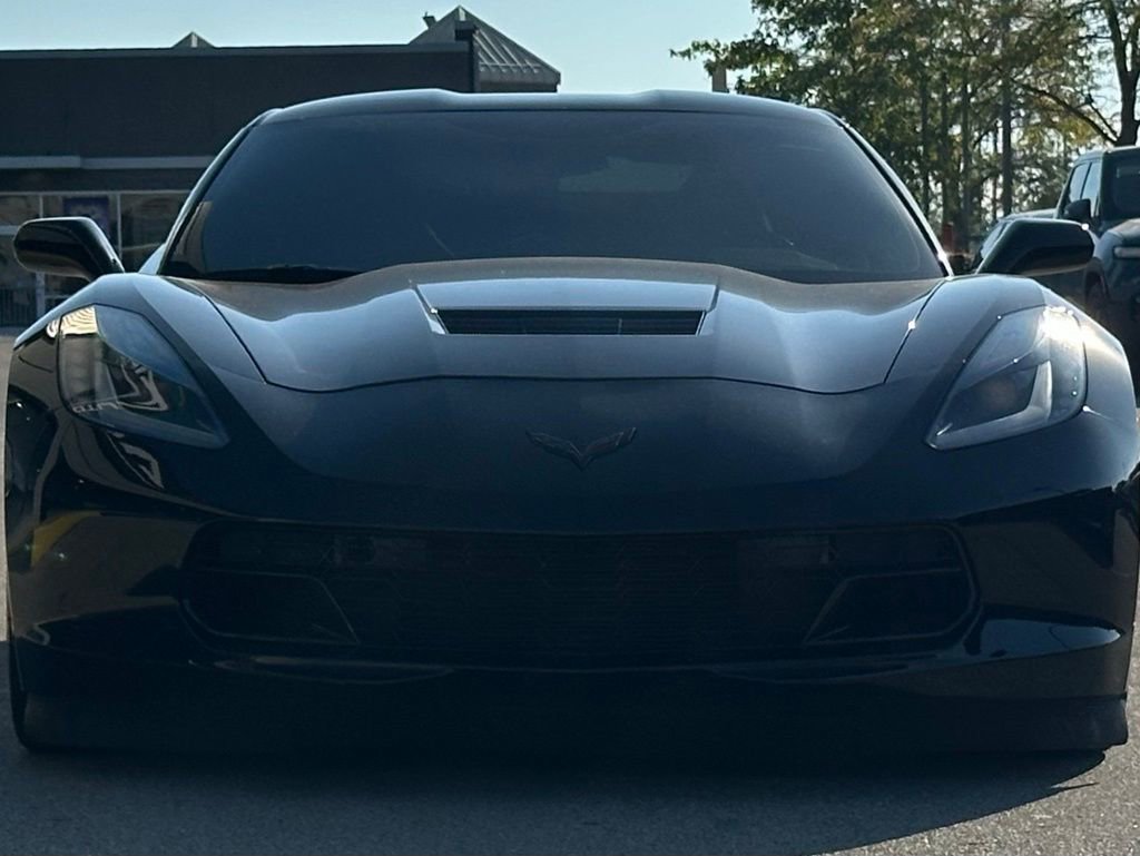 Used 2019 Chevrolet Corvette Stingray Coupe w/ 1LT image 3
