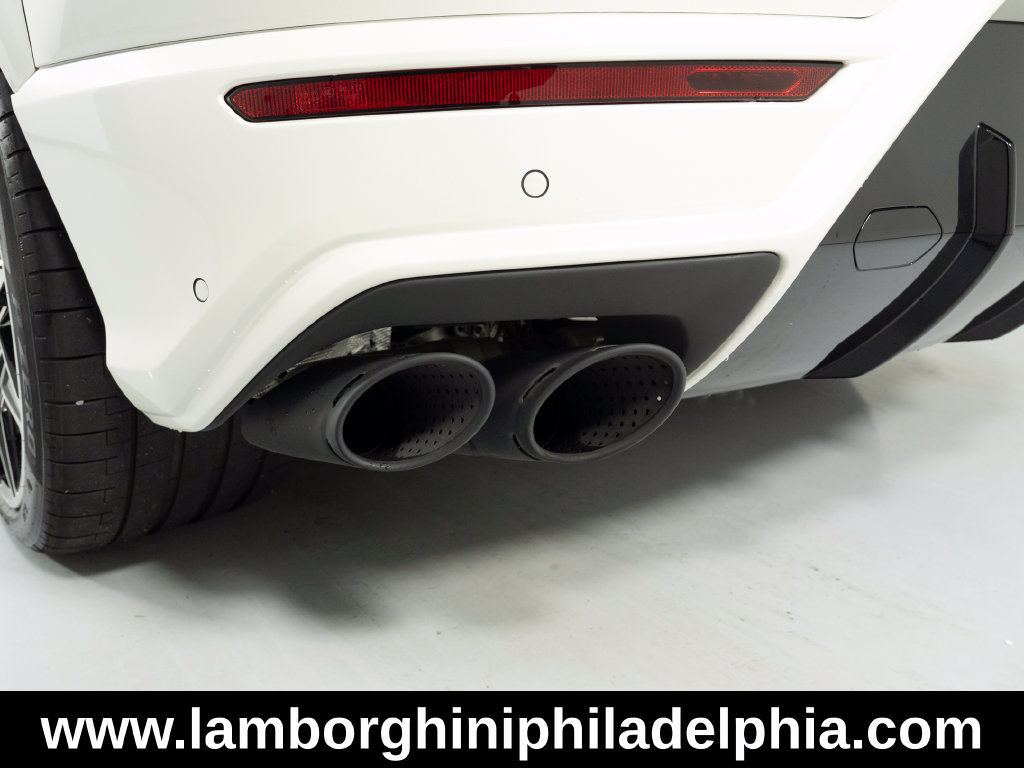 Used 2025 Lamborghini Urus SE AWD/4WD image 53