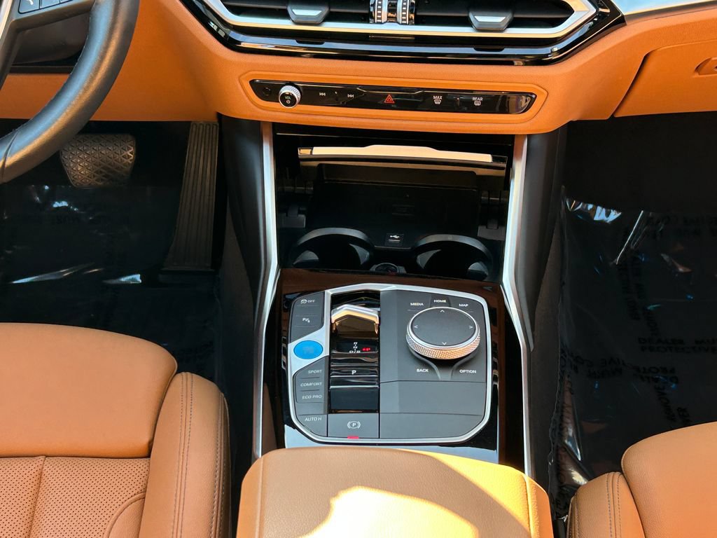 Used 2024 BMW i4 eDrive35 w/ Premium Package RWD image 27