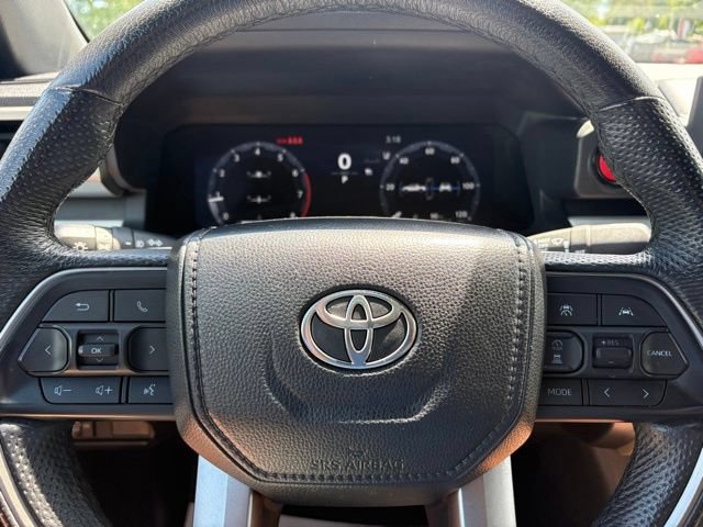 Used 2024 Toyota Tacoma TRD Off-Road AWD/4WD image 18