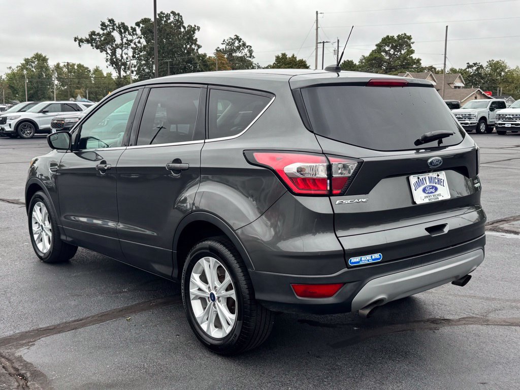 Used 2017 Ford Escape SE w/ SE Cold Weather Package FWD image 27