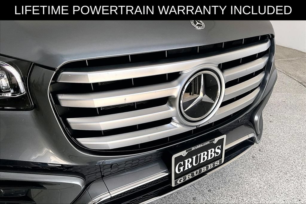 Used 2025 Mercedes-Benz GLS 450 4MATIC w/ AMG Line Exterior image 38