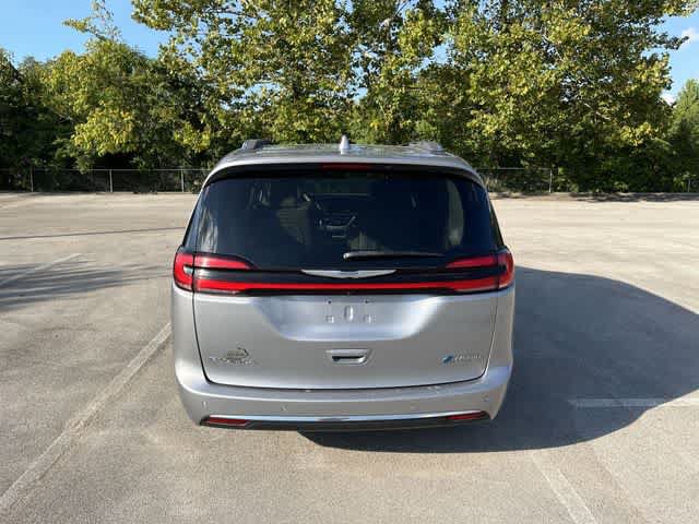 Used 2021 Chrysler Pacifica Limited FWD image 8