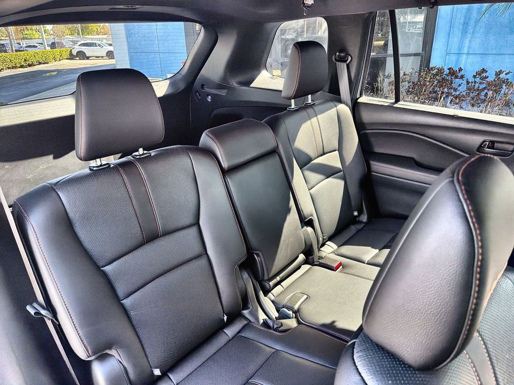 Certified 2023 Honda Passport TrailSport image 28