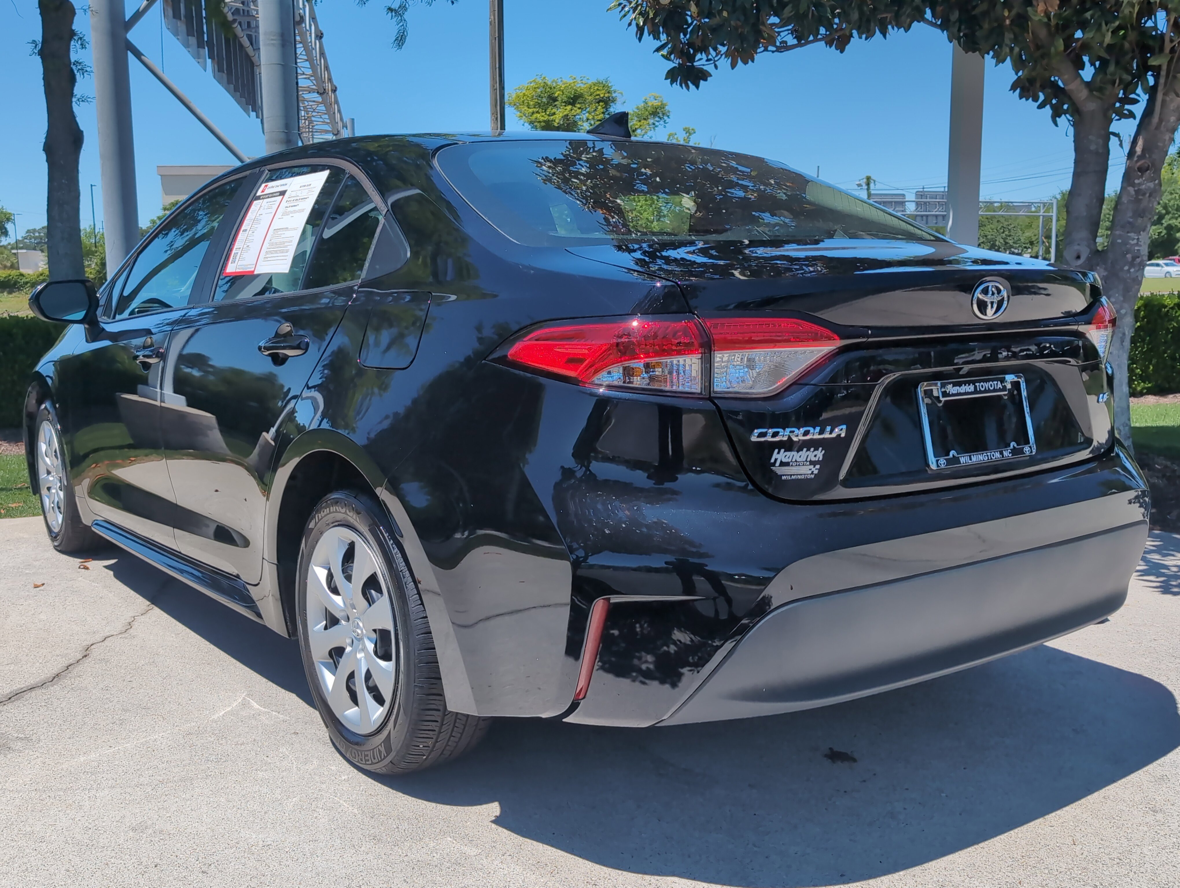 Certified 2024 Toyota Corolla LE FWD image 8