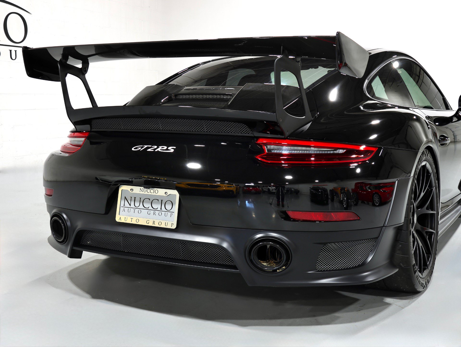 Used 2018 Porsche 911 GT2 RS RWD image 75