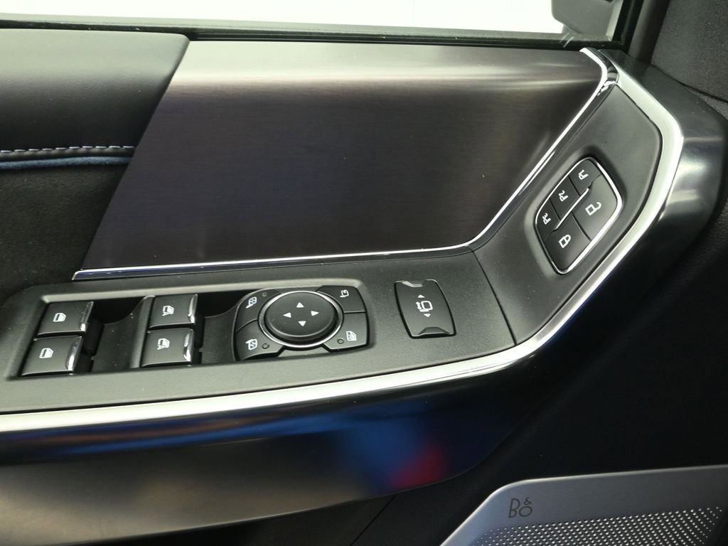 New 2026 Ford F250 Platinum image 15