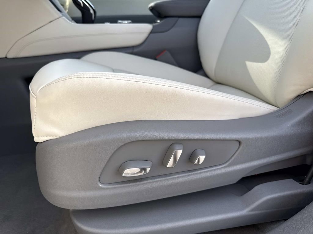 New 2026 Cadillac XT5 Premium Luxury w/ Driver Assist Package image 20