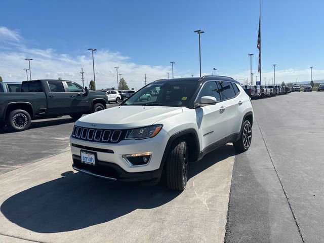 Used 2017 Jeep Compass Limited w/ Navigation Group AWD/4WD image 7
