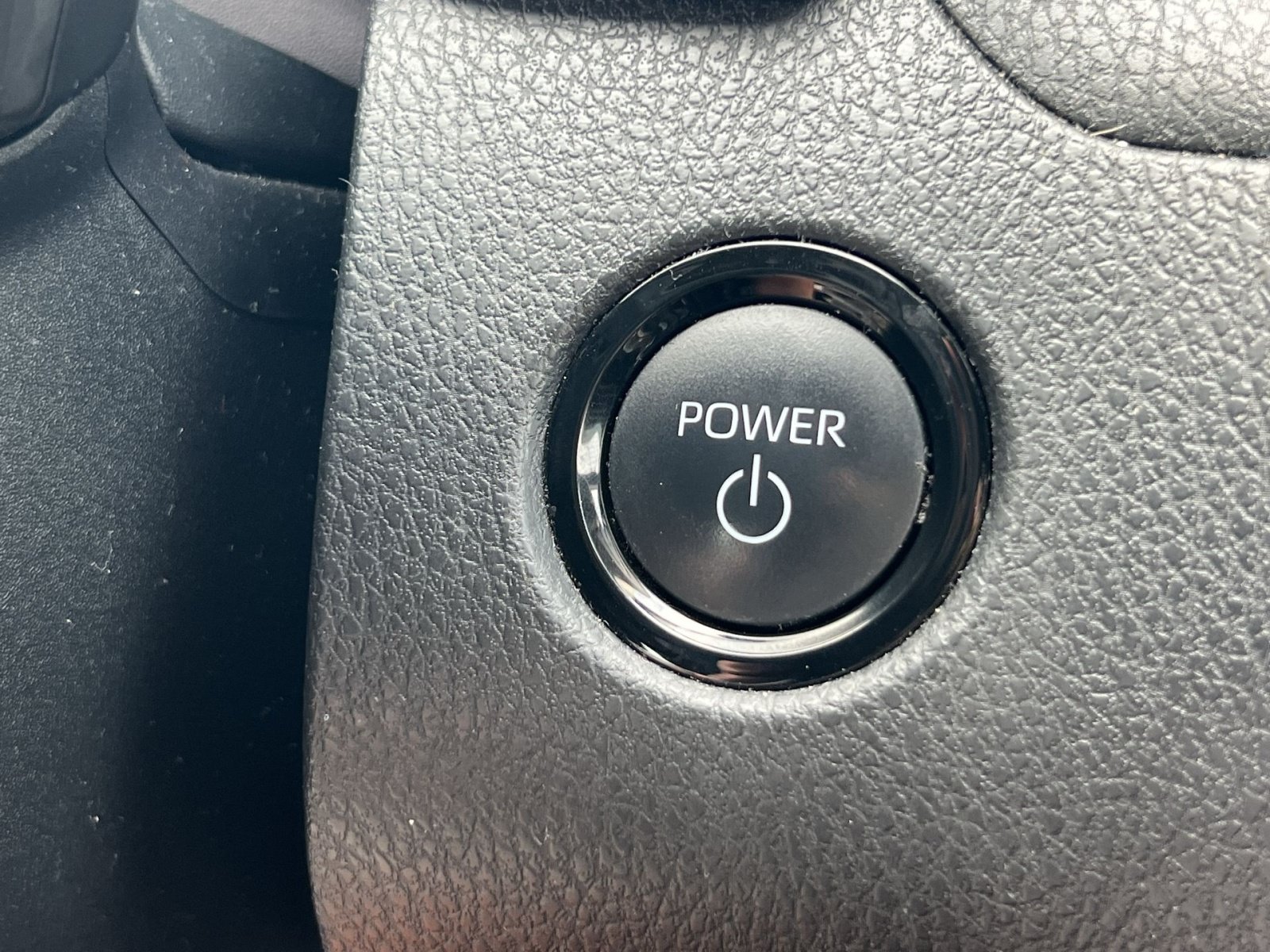 Used 2025 Toyota Camry SE FWD image 28