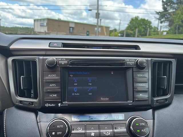 Used 2014 Toyota RAV4 XLE AWD/4WD image 22