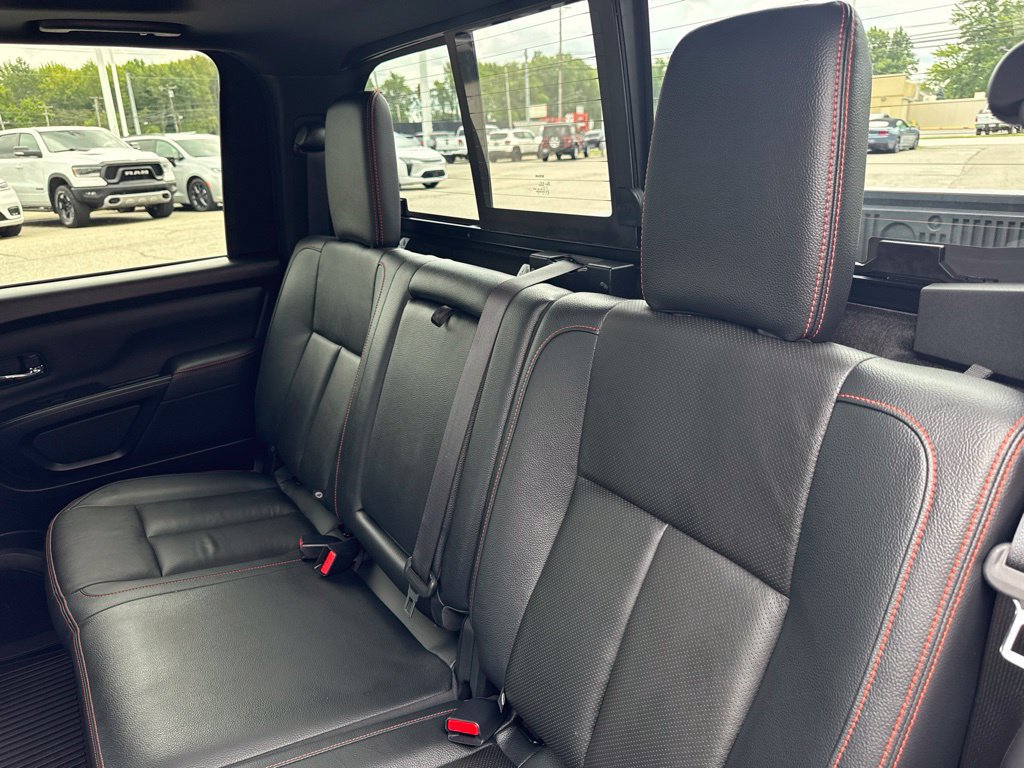 Used 2024 Nissan Titan PRO-4X w/ Pro-4x Convenience Package AWD/4WD image 34