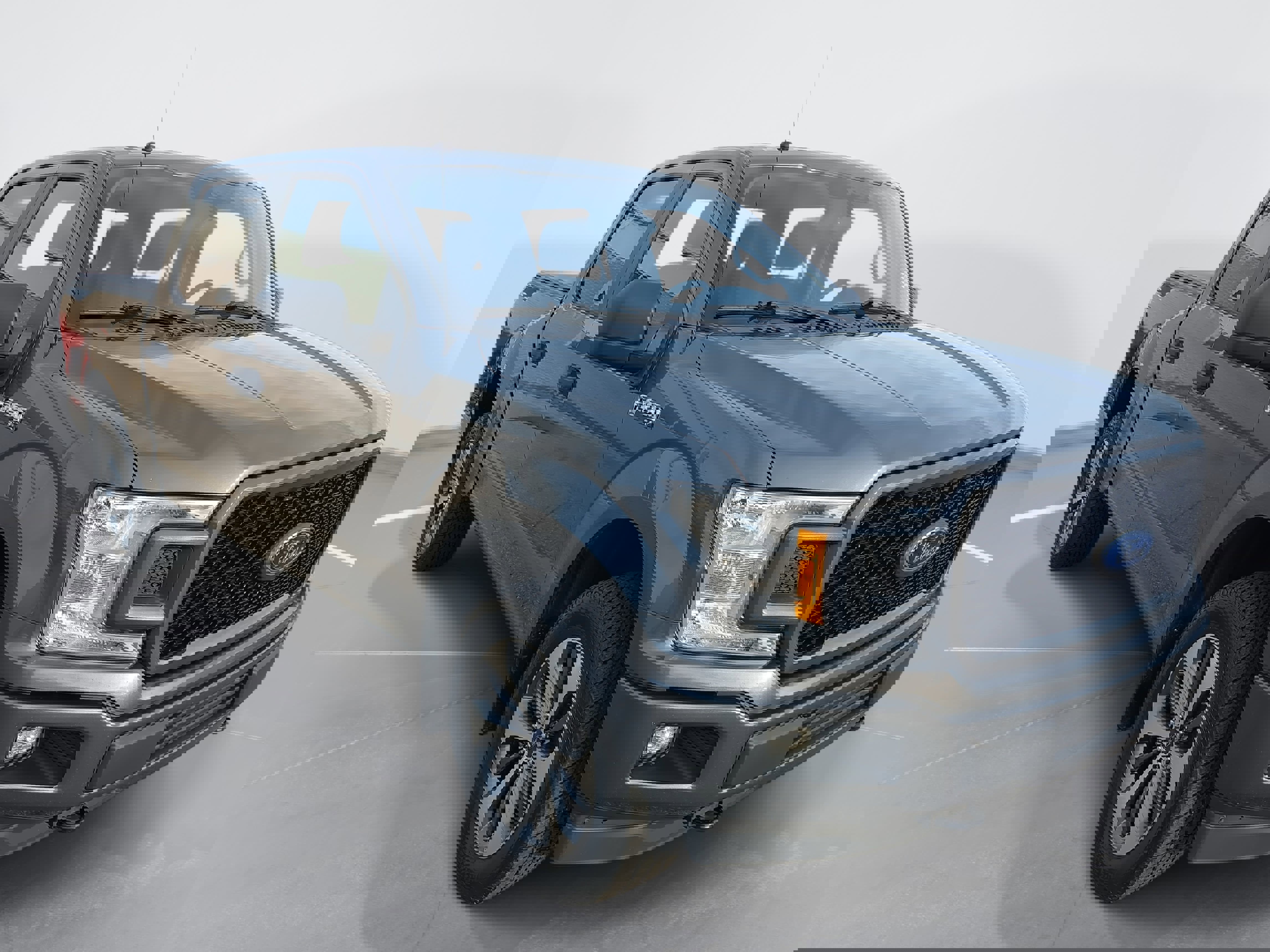 Used 2019 Ford F150 XL w/ Equipment Group 101A Mid image 3
