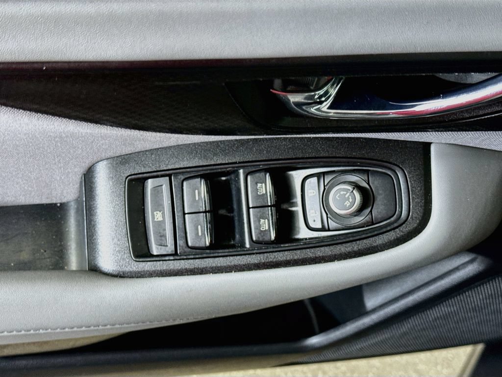 Used 2022 Subaru Legacy Premium AWD/4WD image 17