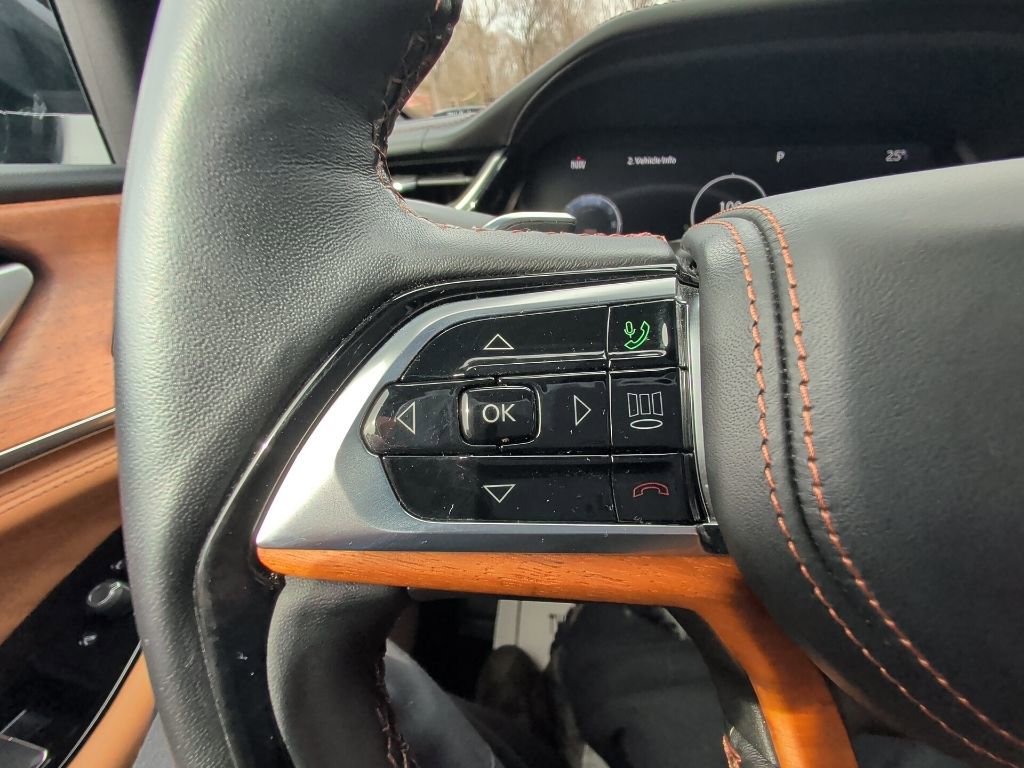 Certified 2023 Jeep Grand Cherokee Summit AWD/4WD image 18