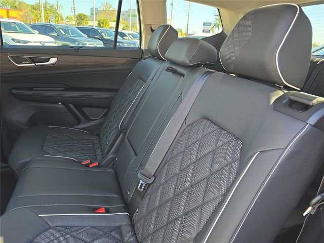 New 2026 Volkswagen Atlas SEL Premium R-Line image 15