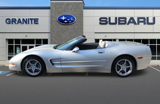 Used 2004 Chevrolet Corvette Convertible w/ Preferred Equipment Group RWD image 6