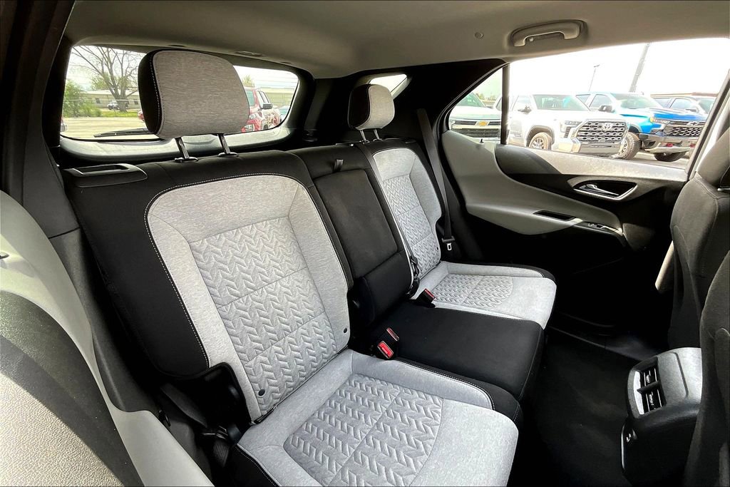 Used 2022 Chevrolet Equinox LS w/ LS Convenience Package image 39