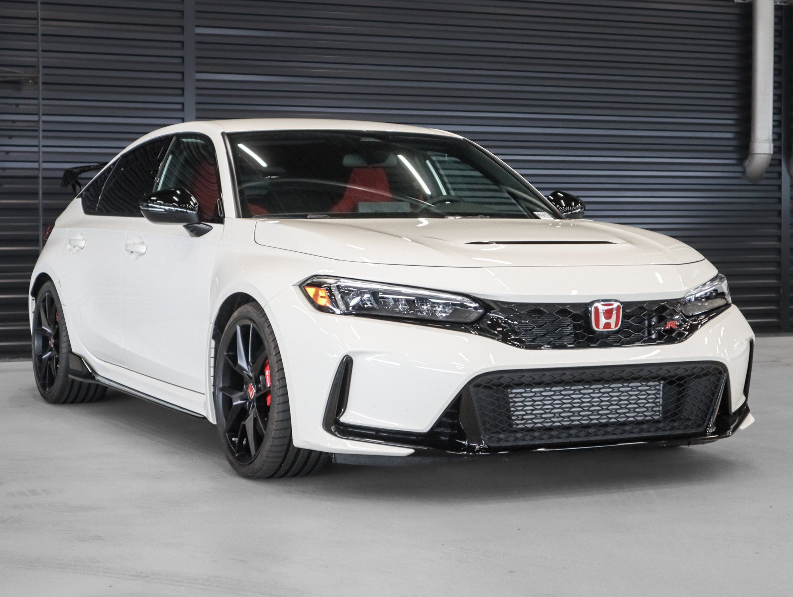 Used 2025 Honda Civic Type R image 11