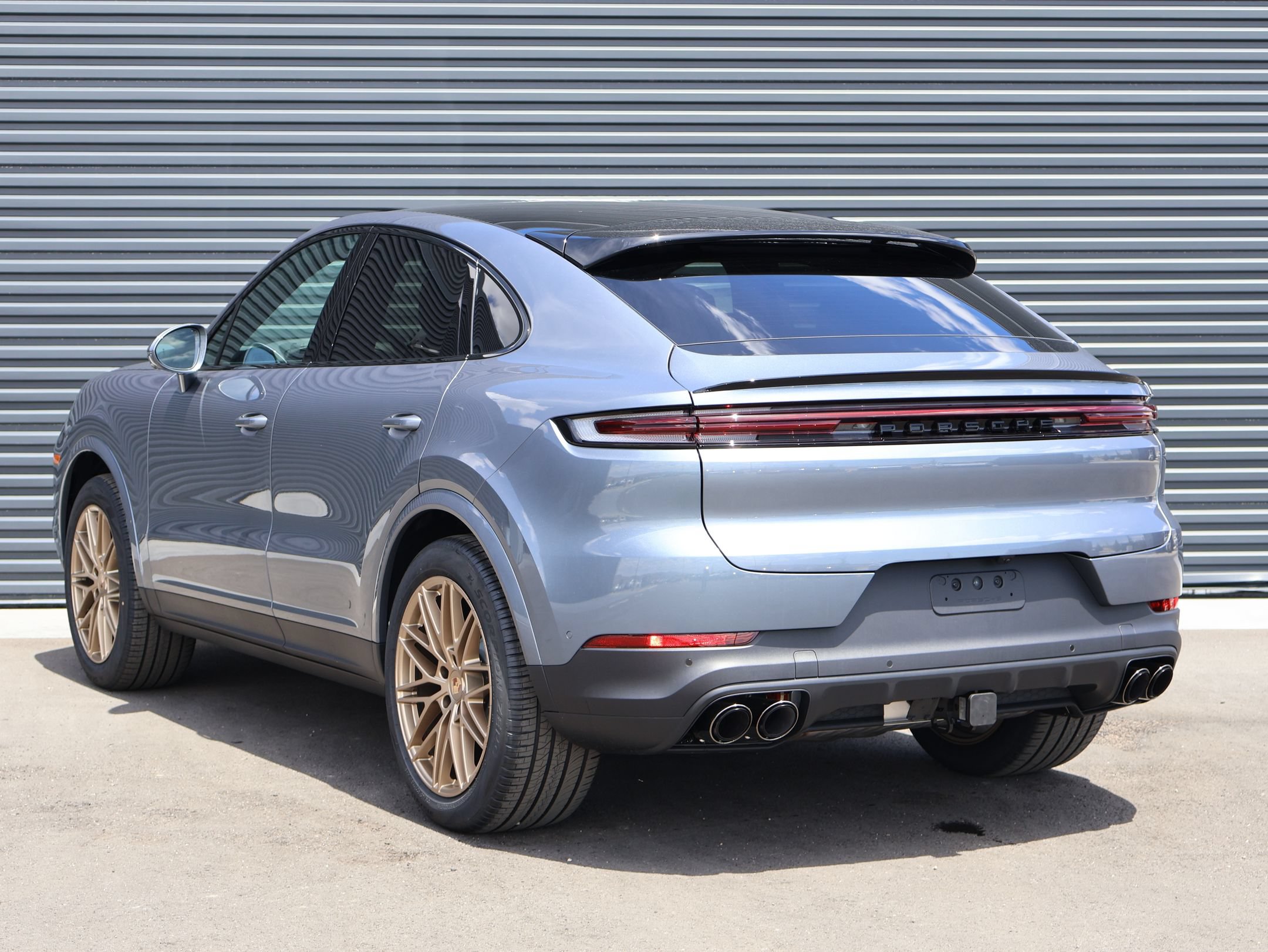 New 2026 Porsche Cayenne Coupe AWD/4WD image 3