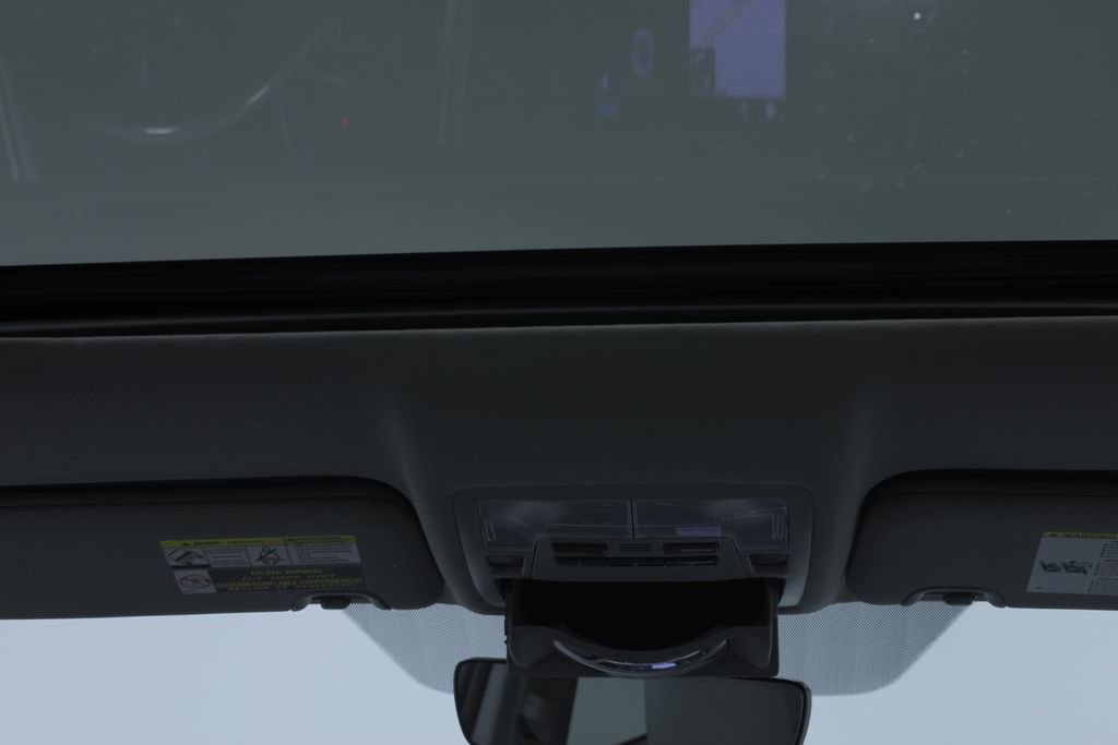 Used 2017 Toyota Highlander XLE image 16