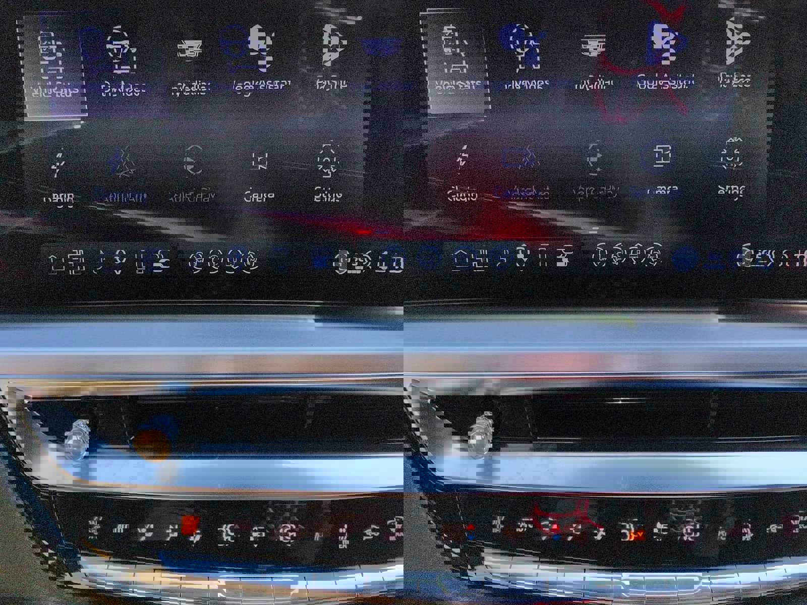 New 2026 Cadillac Lyriq V image 18