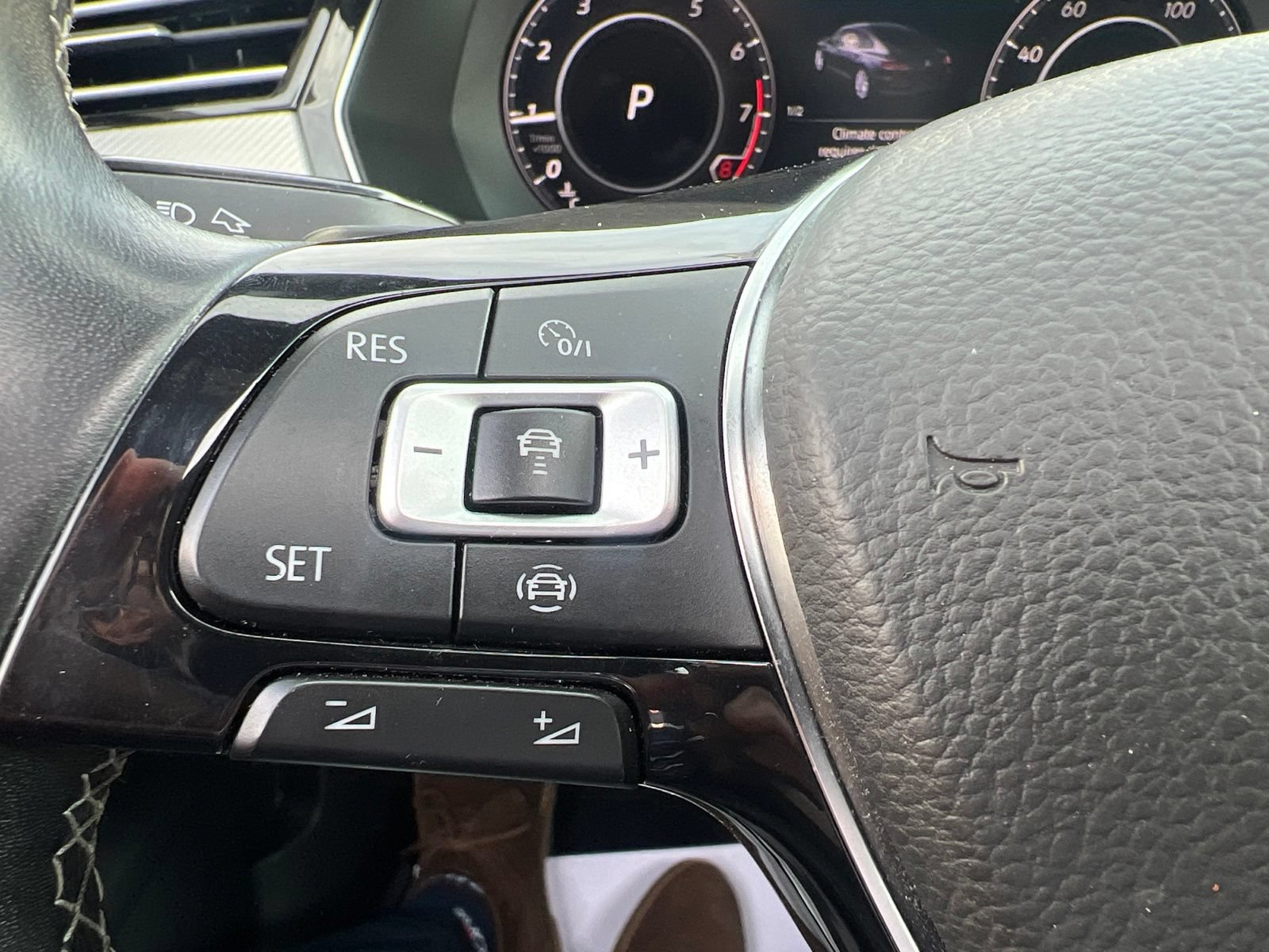 Used 2019 Volkswagen Arteon SEL Premium AWD/4WD image 34