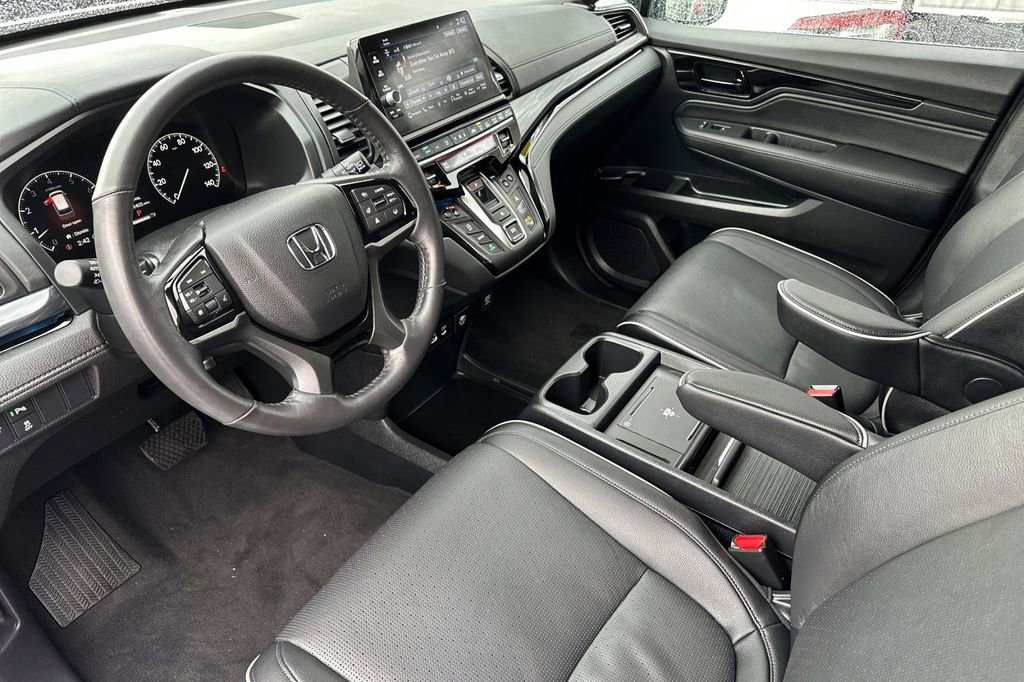 Used 2025 Honda Odyssey Elite image 9