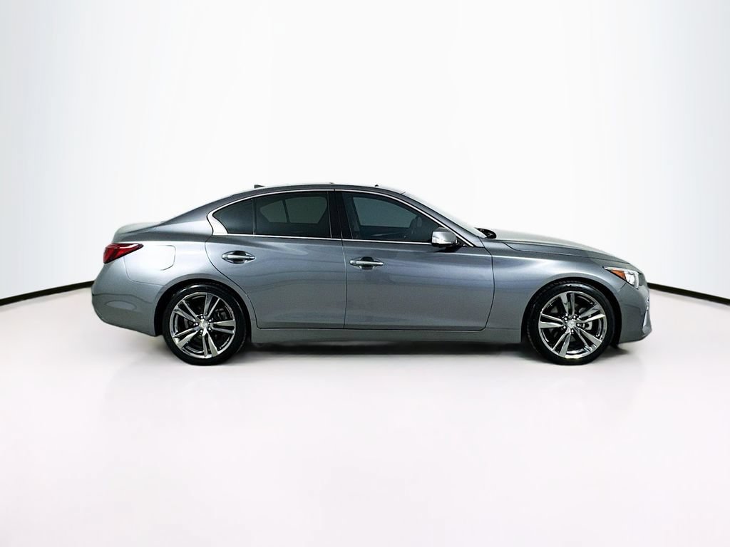 Used 2019 INFINITI Q50 Luxe w/ Essential Package (3.0T Luxe) RWD image 8