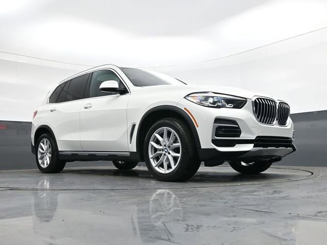 Used 2023 BMW X5 xDrive40i w/ Climate Comfort Package image 29