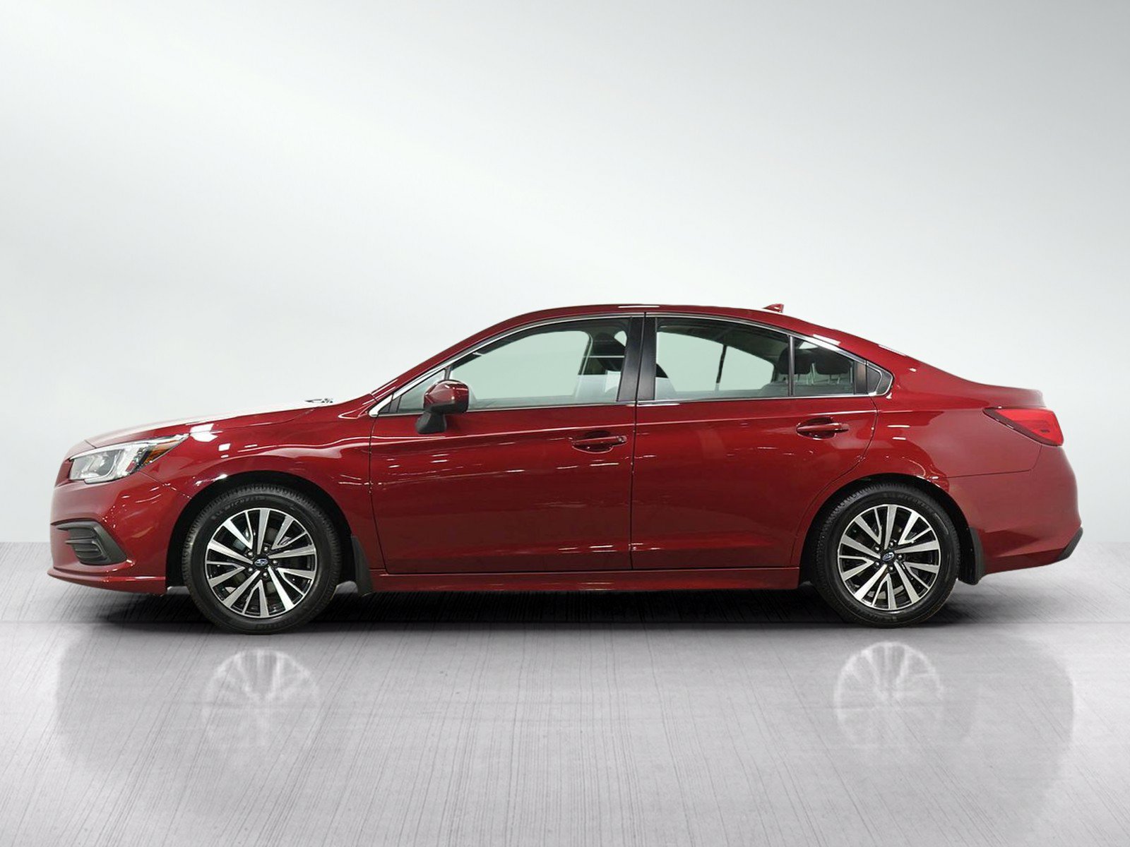 Used 2018 Subaru Legacy 2.5i Premium w/ Moonroof Package AWD/4WD image 2