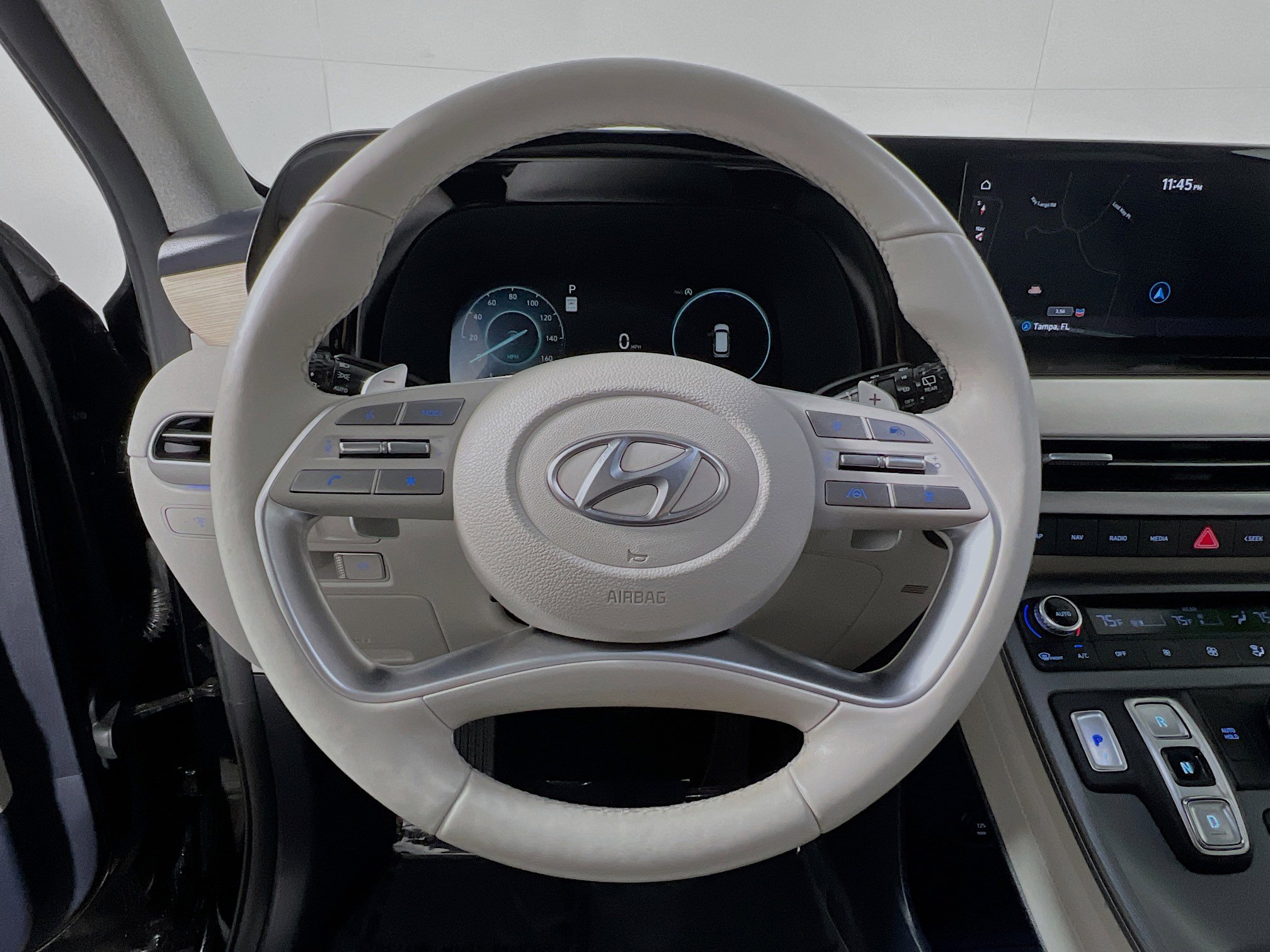 Used 2024 Hyundai Palisade Limited image 18