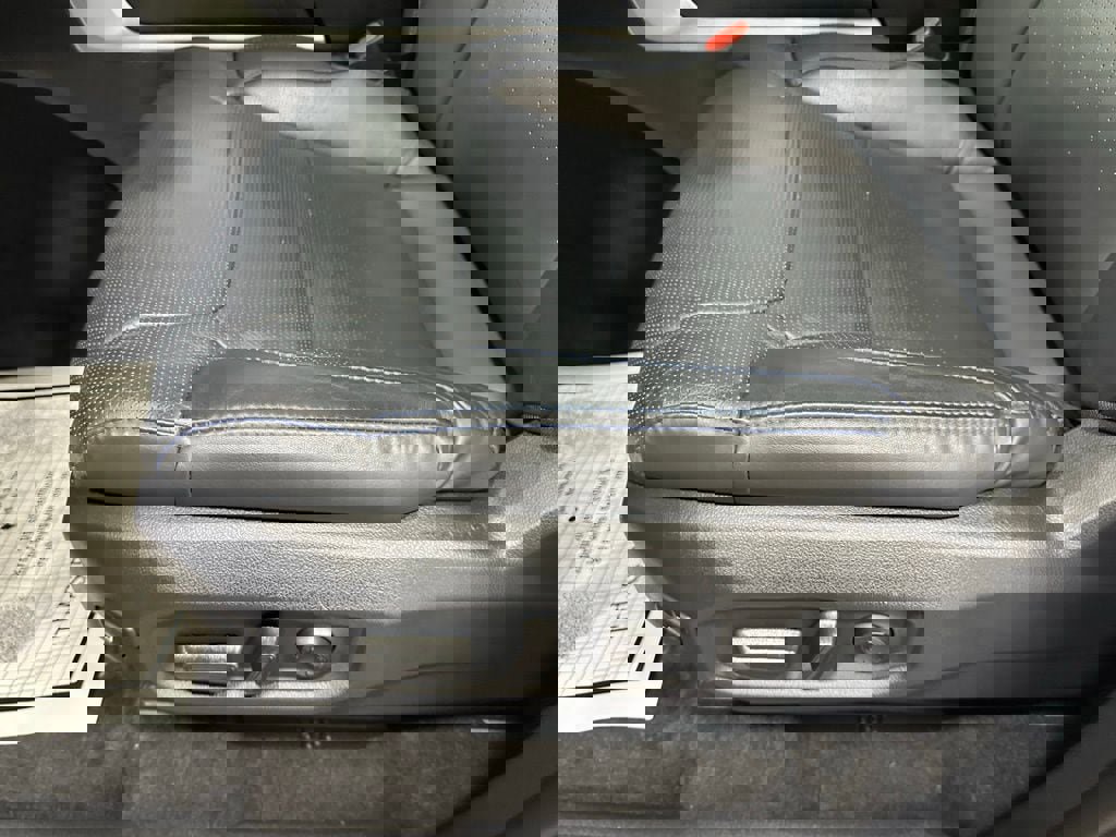 Used 2025 Toyota Tundra Platinum image 14