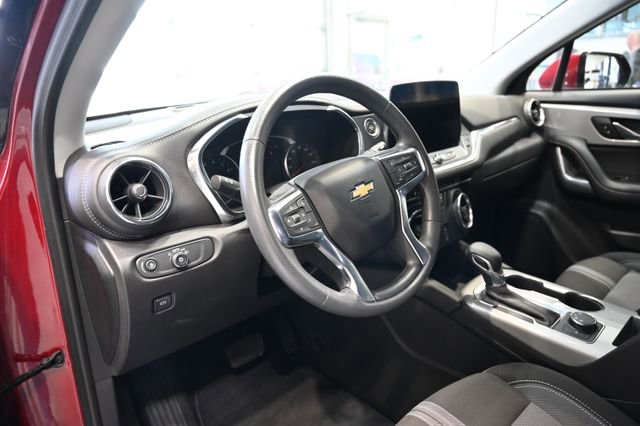 Used 2023 Chevrolet Blazer LT image 20