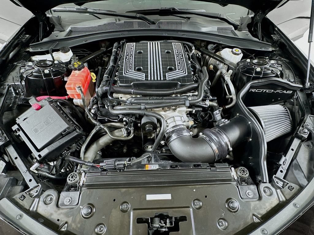 Used 2018 Chevrolet Camaro ZL1 RWD image 29