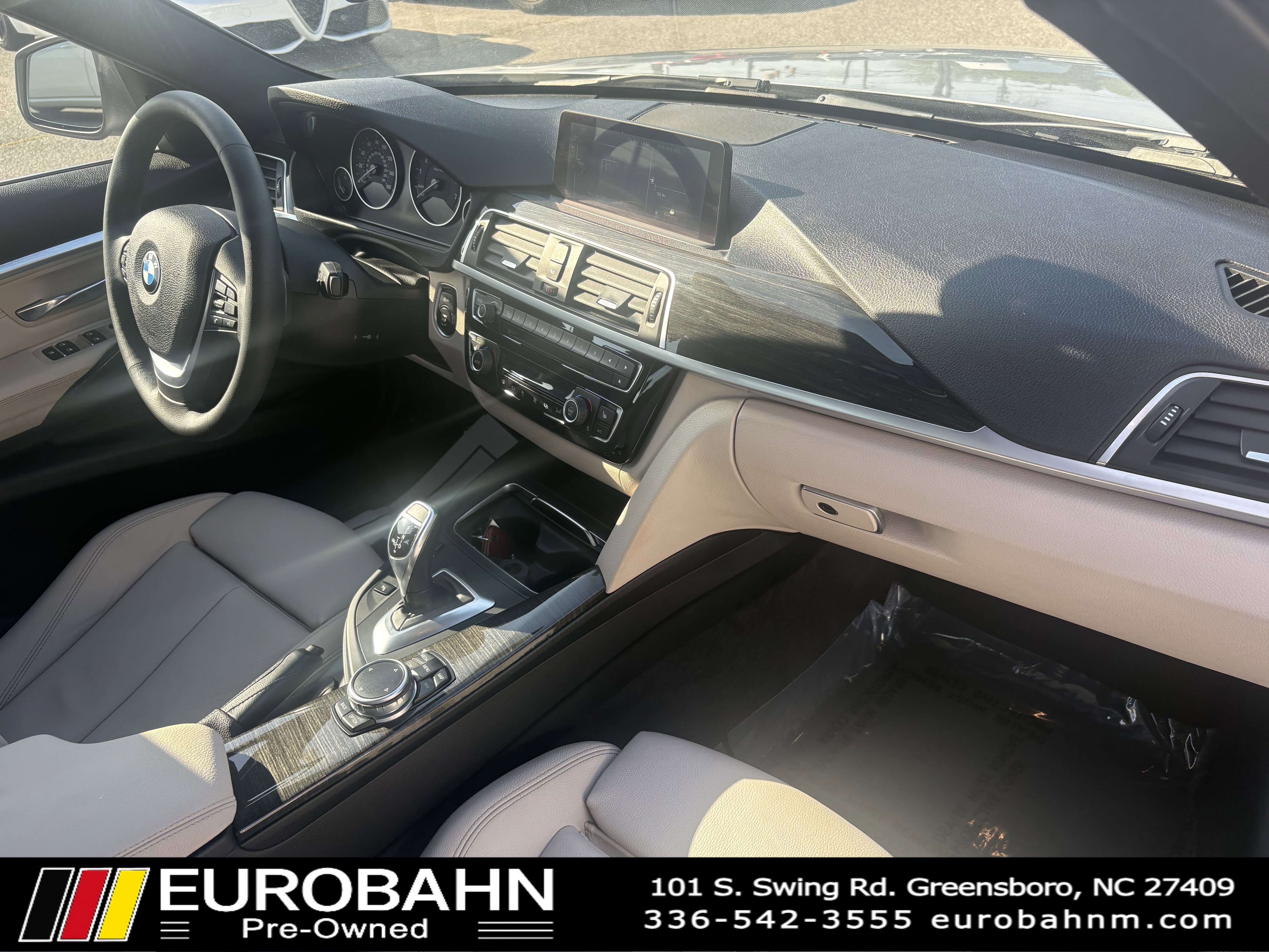 Used 2017 BMW 330i Sedan image 15