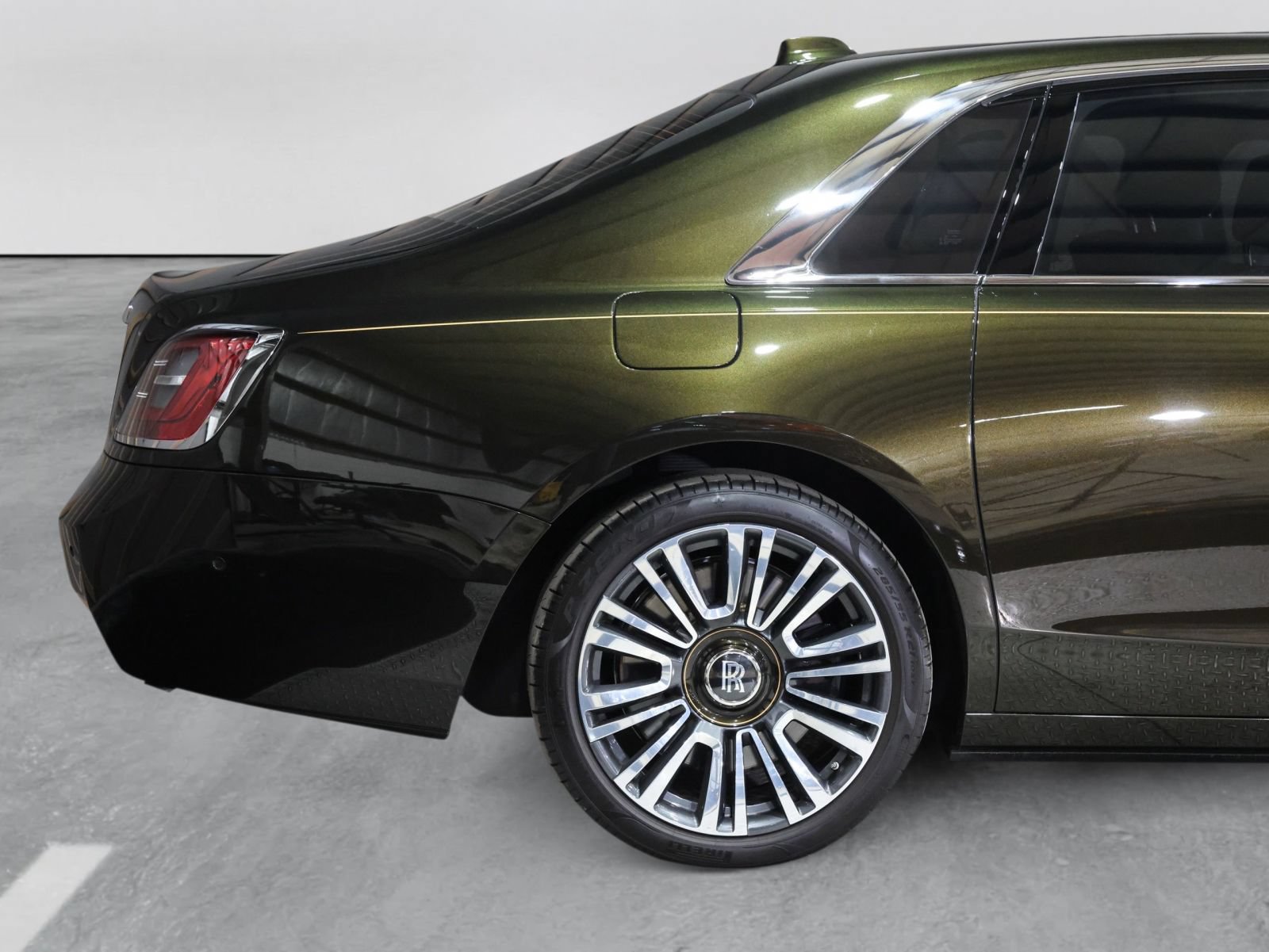 Used 2023 Rolls-Royce Ghost AWD/4WD image 20