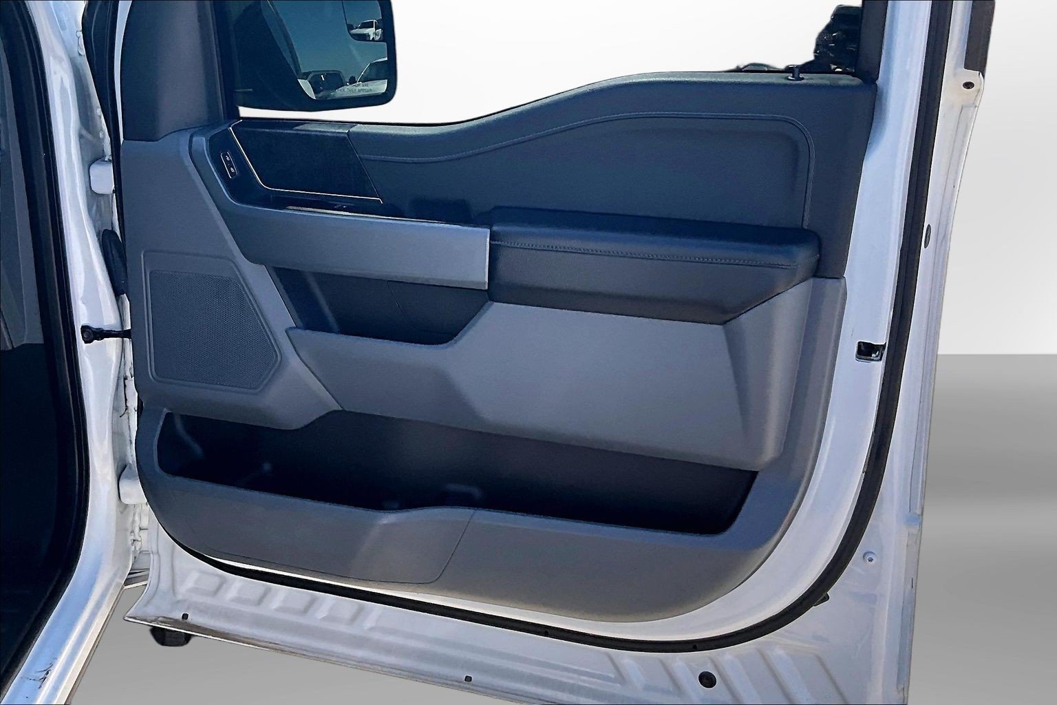 Used 2023 Ford F150 XL w/ XL Chrome Appearance Package AWD/4WD image 21