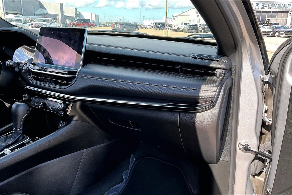 Used 2023 Jeep Compass Altitude image 21