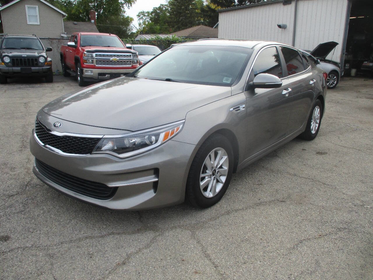 Used 2017 Kia Optima LX image 1