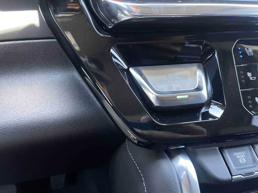 New 2026 GMC Sierra 2500 Denali w/ Denali Reserve Package AWD/4WD image 17