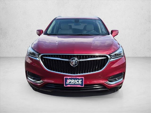 Used 2020 Buick Enclave Essence w/ Sound and Sites Package AWD/4WD image 2