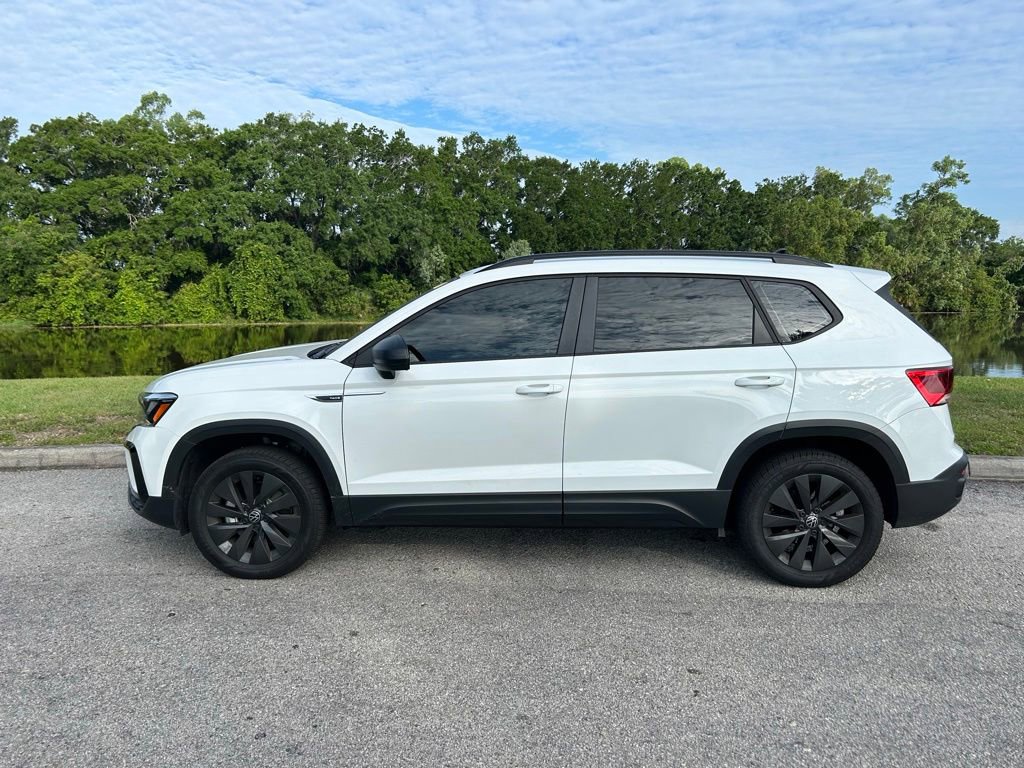 Used 2024 Volkswagen Taos S FWD image 3