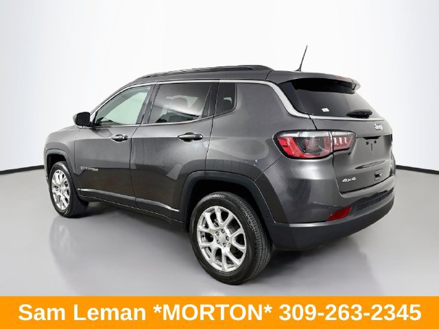 Used 2023 Jeep Compass Latitude w/ Sun and Sound Group AWD/4WD image 5