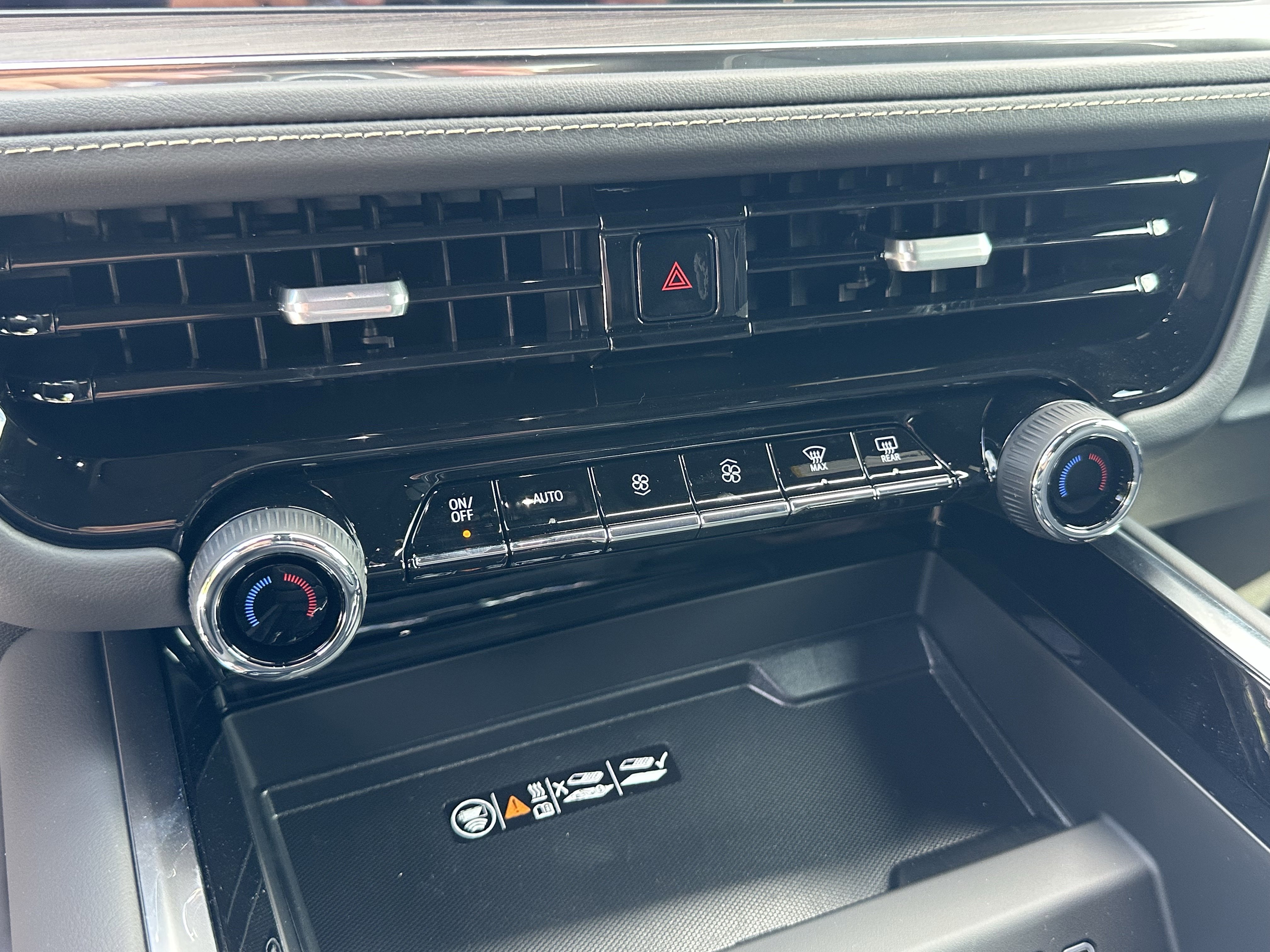 New 2026 Chevrolet Tahoe Premier w/ Sun And Tow Package image 25