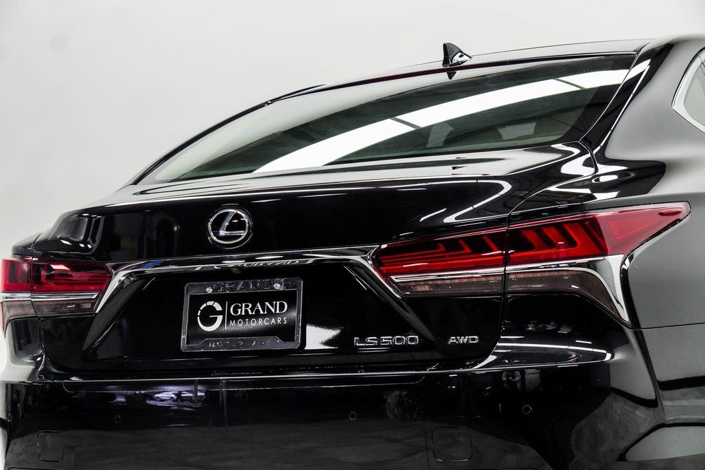 Used 2018 Lexus LS 500 AWD w/ Luxury Package image 12