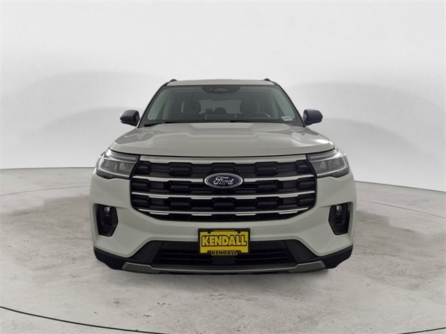 Certified 2025 Ford Explorer Active w/ Active Comfort Package image 8