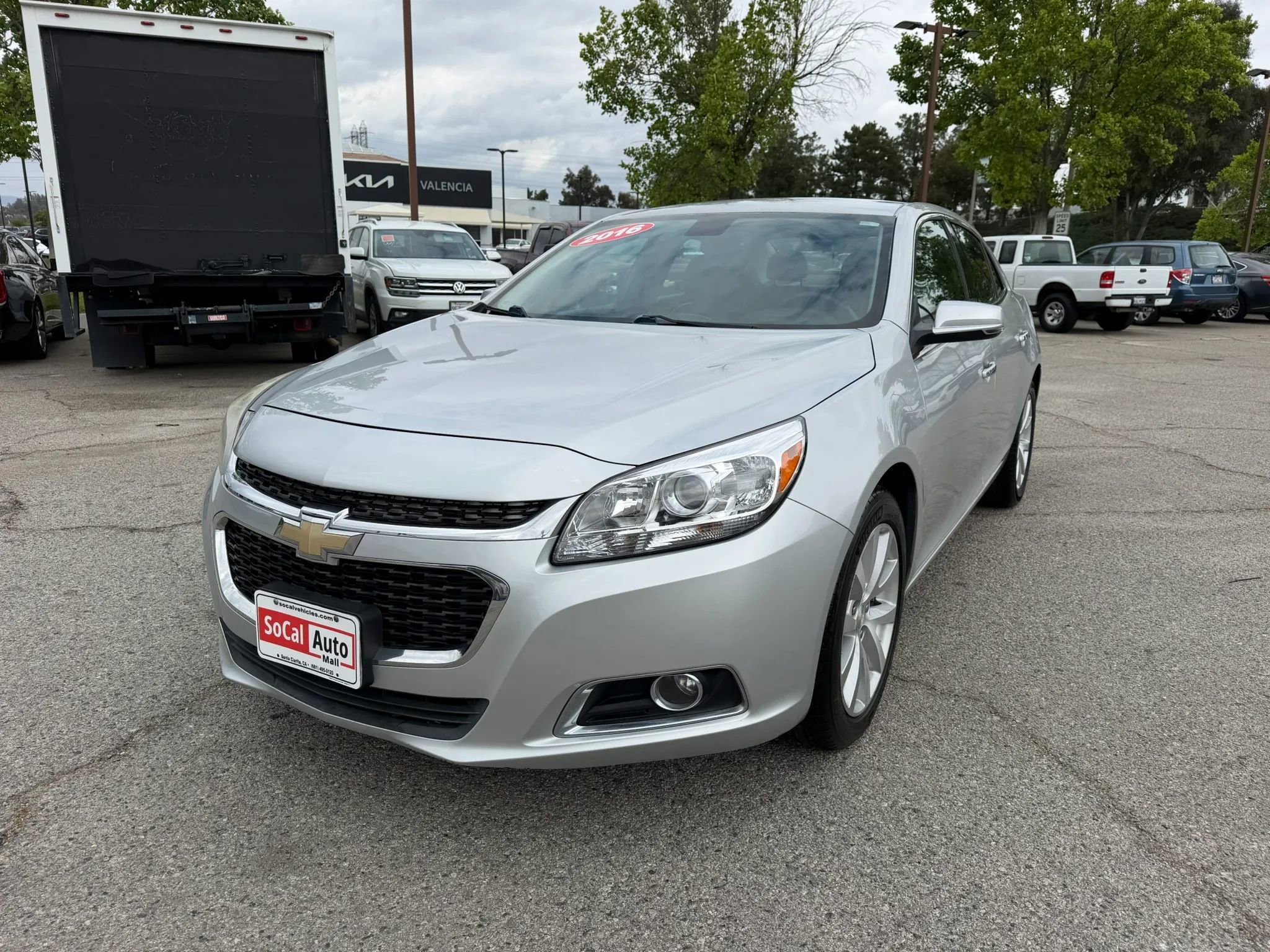 Used 2016 Chevrolet Malibu LTZ FWD image 7