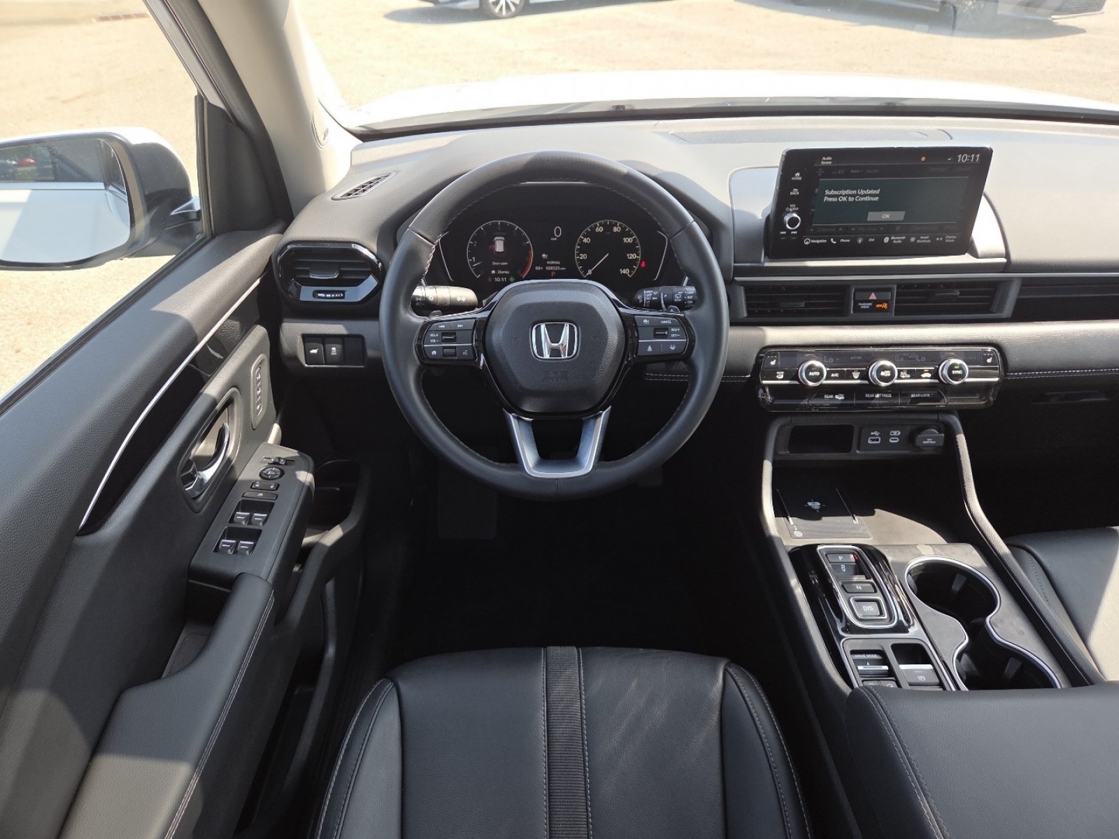 Used 2023 Honda Pilot Touring image 27