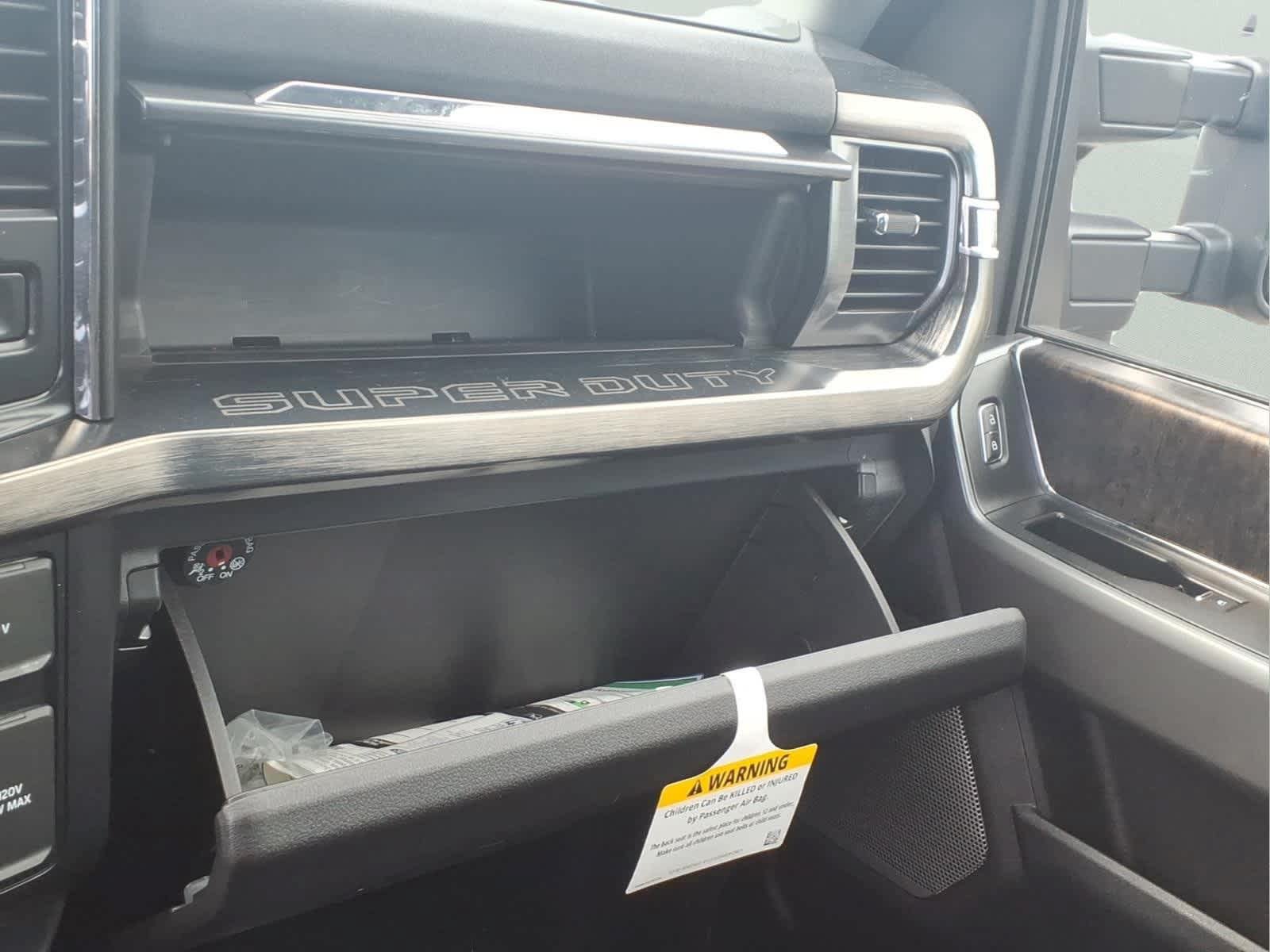 Used 2024 Ford F250 Lariat AWD/4WD image 26